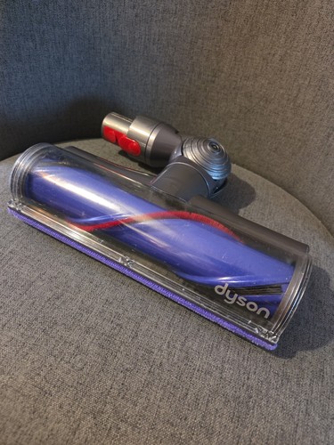 Genuine dyson vacuum - vacuum, v7,