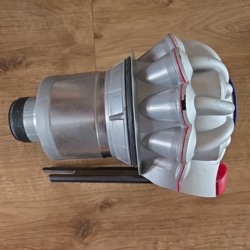 Genuine dyson - genuine, v8
