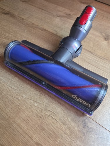 Genuine dyson vacuum v8 - dyson, v7,