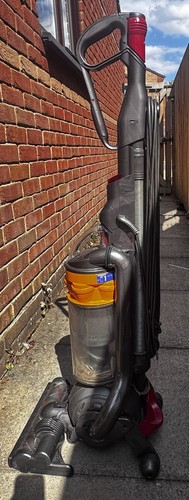 Dyson dc25 upright vacuum - upright,